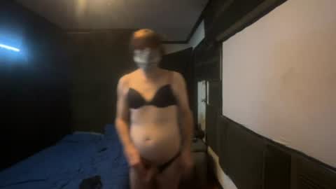 Snapshot of belindaxross chatting on July 2026 08:44:01 PM Dee Belinda X online show from July 2026 08:44:01 PM