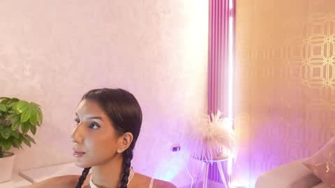 bella19   online show from May 2026 08:27:01 PM
