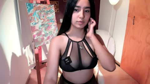 Snapshot of bella_669 chatting on January 2025 01:45:02 AM Bella 669 online show from January 2025 01:45:02 AM