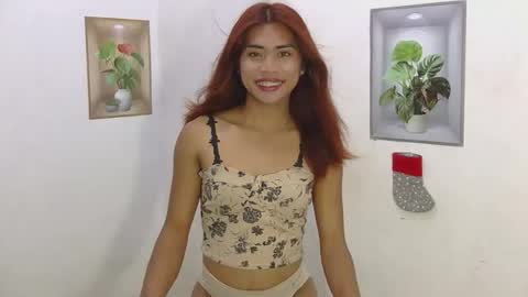 Snapshot of bella_bliss14 chatting on February 2026 04:05:02 PM bella_bliss14 online show from February 2026 04:05:02 PM