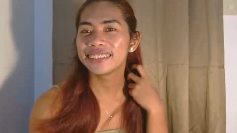 Snapshot of bella_bliss14 chatting on March 2026 04:42:01 PM bella_bliss14 online show from March 2026 04:42:01 PM