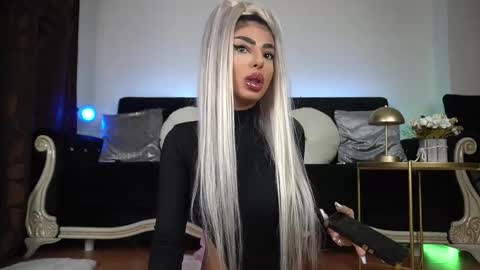 Emma  Bella online show from February 2025 10:43:01 PM