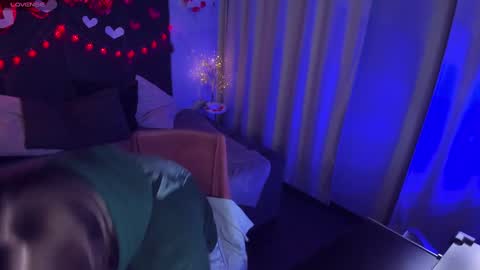 Bella online show from February 2025 07:52:02 PM