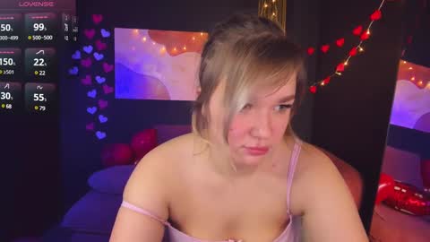 Bella online show from February 2025 11:49:01 AM