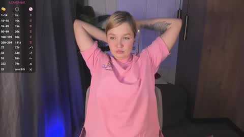 Bella online show from September 2025 01:23:02 PM