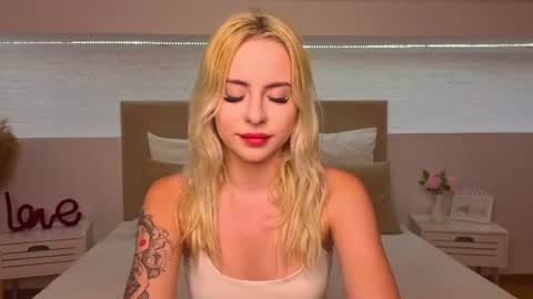 Snapshot of bella_crazyy chatting on June 2026 08:32:02 PM Bella online show from June 2026 08:32:02 PM