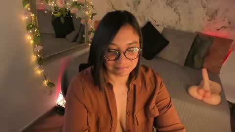 Dessi  online show from June 2026 12:36:01 PM