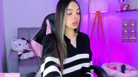 Snapshot of bella_hunteer chatting on March 2026 06:49:01 AM bella igbella hunttt online show from March 2026 06:49:01 AM