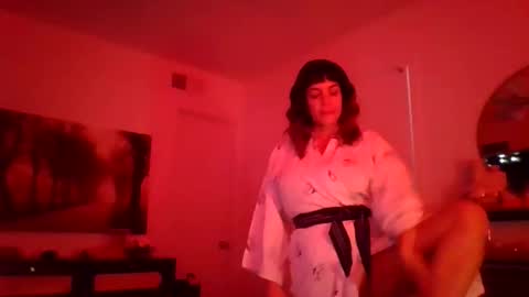 Snapshot of bella_libellula chatting on February 2026 04:52:02 PM Bella Libellula online show from February 2026 04:52:02 PM