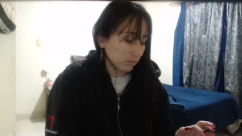 Snapshot of bella_luna34 chatting on February 2026 09:42:01 PM bella_luna34 online show from February 2026 09:42:01 PM