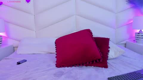 bella_peach_ online show from March 2026 08:26:33 AM