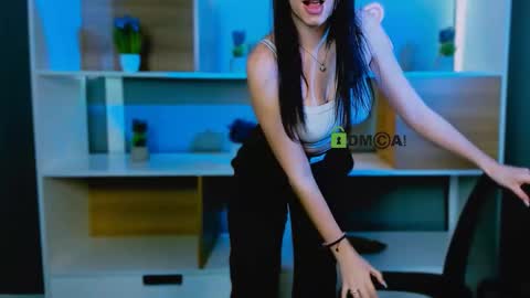 Snapshot of bella_sunshine1 chatting on March 2026 03:38:01 PM alexa online show from March 2026 03:38:01 PM