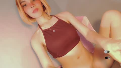 Bella online show from December 2024 07:54:02 PM