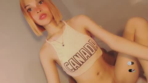 Bella online show from December 2024 11:49:01 PM