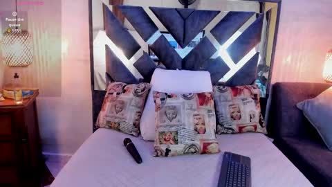Snapshot of bella_volup chatting on June 2026 11:49:02 AM bella_volup online show from June 2026 11:49:02 AM