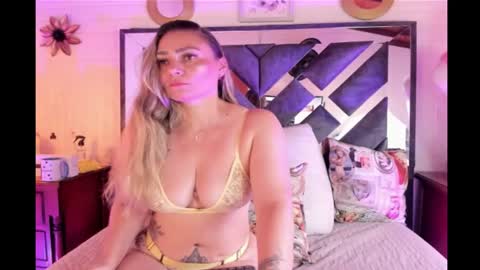 Snapshot of bella_volup chatting on July 2026 11:46:02 AM bella_volup online show from July 2026 11:46:02 AM