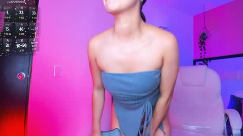 BELLA online show from April 2026 09:05:02 PM