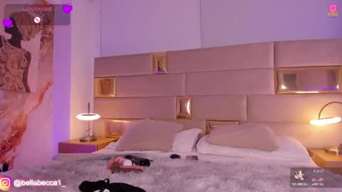 Bella Becca  online show from January 2025 09:02:01 PM