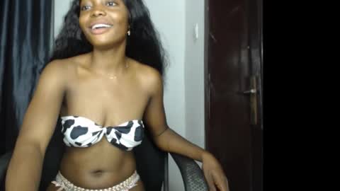 bella online show from October 2025 05:35:02 PM