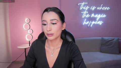 Snapshot of bellacarteer_ chatting on June 2026 08:33:02 PM Bella C online show from June 2026 08:33:02 PM