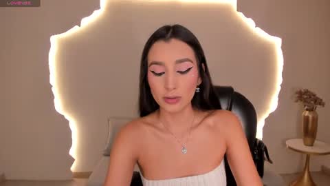  Bella C  online show from July 2026 07:39:01 PM