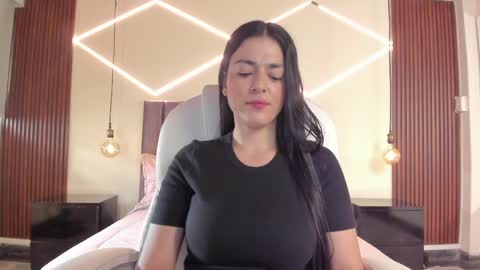 Bella Clair online show from March 2026 02:56:01 PM