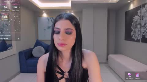 Bella online show from November 2025 08:30:02 PM