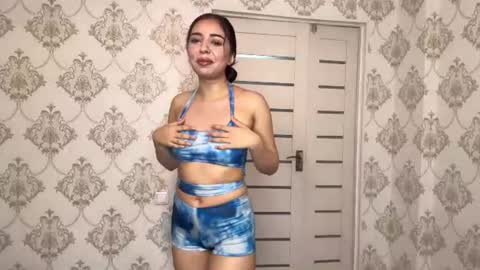 Snapshot of bellacorvin chatting on July 2026 05:32:02 AM Bella online show from July 2026 05:32:02 AM