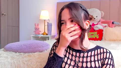 BellaFontana online show from November 2025 02:28:02 PM