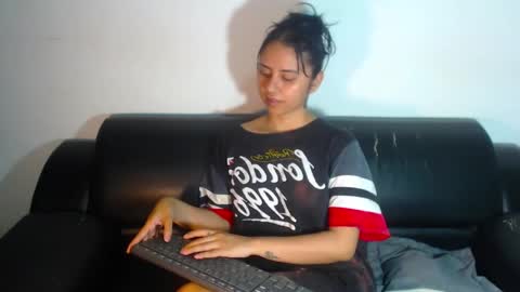 Snapshot of bellaluxxs chatting on May 2026 12:39:01 AM MY NAME IS BELL online show from May 2026 12:39:01 AM