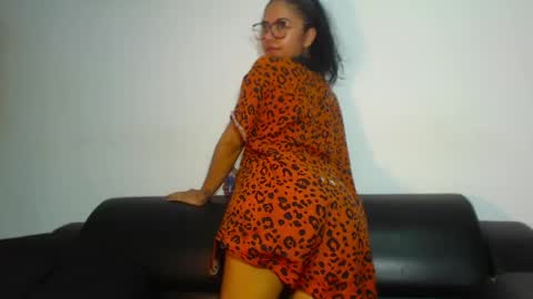 Snapshot of bellaluxxs chatting on June 2026 11:21:01 PM MY NAME IS BELL online show from June 2026 11:21:01 PM