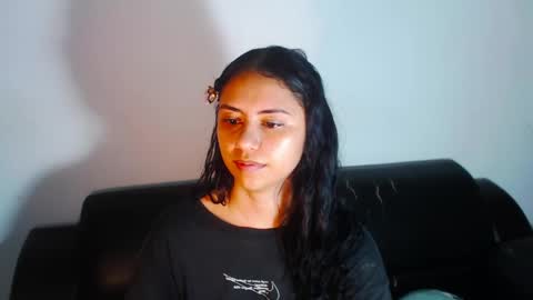 Snapshot of bellaluxxs chatting on June 2026 10:25:01 PM MY NAME IS BELL online show from June 2026 10:25:01 PM