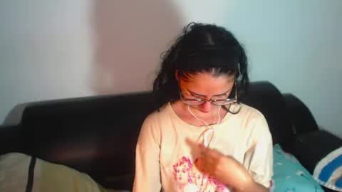 Snapshot of bellaluxxs chatting on July 2026 11:18:01 PM MY NAME IS BELL online show from July 2026 11:18:01 PM