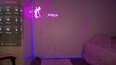 Bella Monroe online show from April 2026 05:07:01 AM