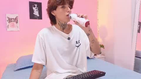 bellamy_094 online show from June 2026 07:15:01 PM