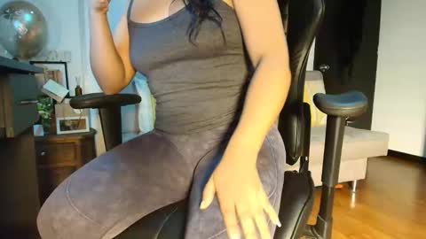 Snapshot of bellangel_ chatting on March 2025 12:29:01 AM Camille online show from March 2025 12:29:01 AM