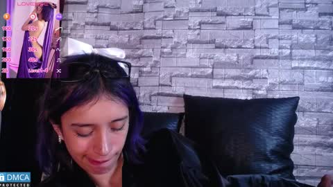 Snapshot of bellaodisea chatting on January 2025 01:27:01 AM online show from January 2025 01:27:01 AM