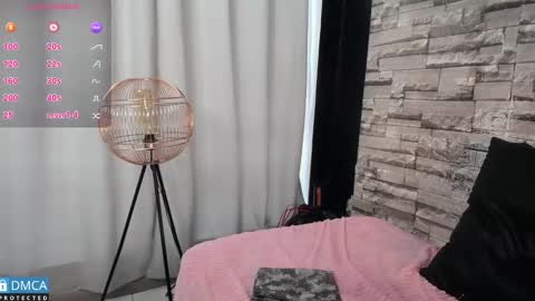 Snapshot of bellaodisea chatting on March 2025 04:14:02 PM online show from March 2025 04:14:02 PM