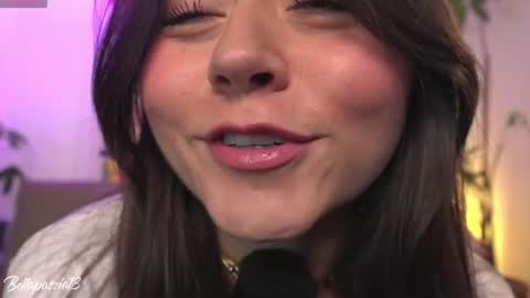 Snapshot of bellapazzia13 chatting on June 2026 05:23:01 PM online show from June 2026 05:23:01 PM