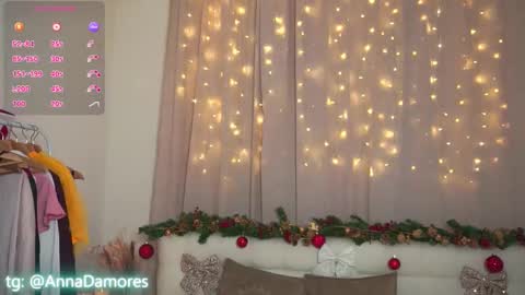 Anna  u can call me Ana de Armas online show from December 2025 07:53:02 PM