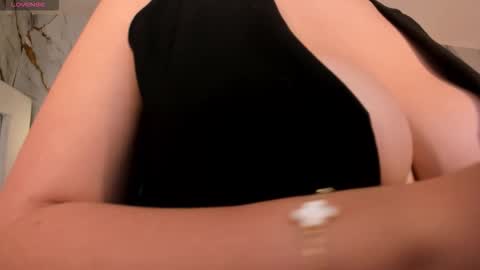  Bella Rose  online show from November 2025 04:44:02 AM