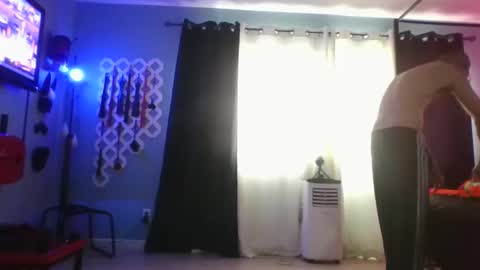 Bellaskeykeeper online show from April 2026 06:53:02 PM