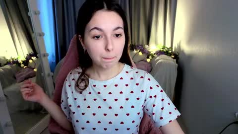 Bella online show from April 2026 05:04:02 AM