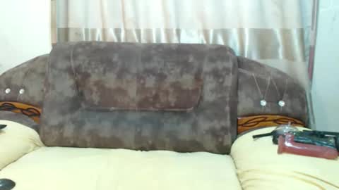 bellatee online show from November 2025 07:01:01 AM