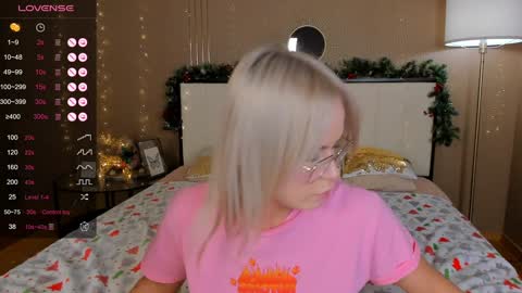 Bella online show from December 2024 03:44:01 AM