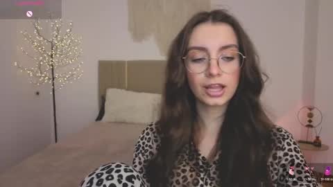 Bella online show from May 2026 02:45:01 PM