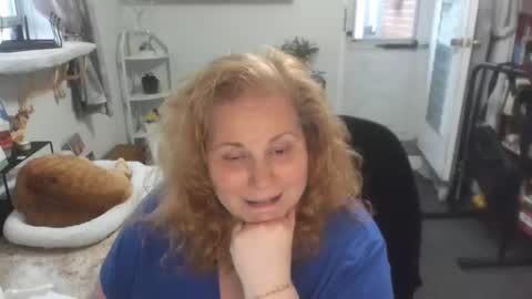 Snapshot of bellavoca chatting on October 2025 12:15:02 PM Bellavoca online show from October 2025 12:15:02 PM