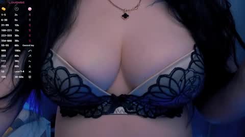 Hello I am kind friendly and cute girl online show from April 2026 09:46:02 AM