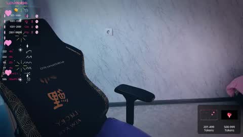 Your Annabelle Wolf  online show from September 2025 10:42:01 AM