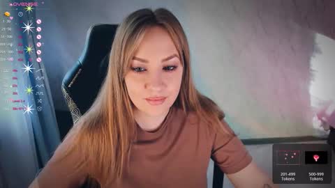 Your Annabelle Wolf  online show from October 2025 12:02:02 PM